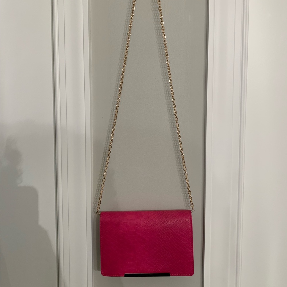 Fuscia faux snakeskin purse
